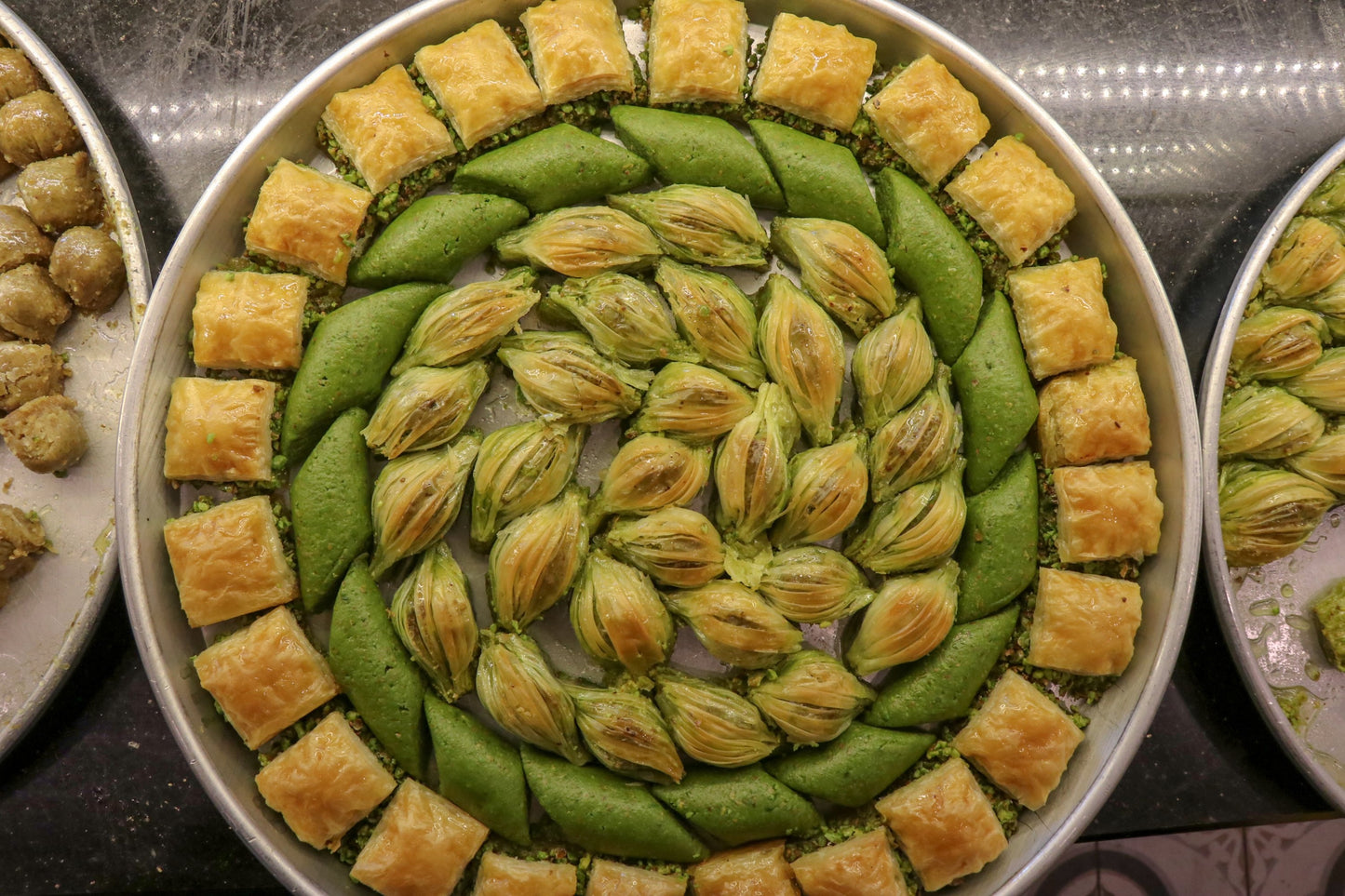 Premium Pistachios – Naturally Sun-Dried & Handpicked from Trusted Sources