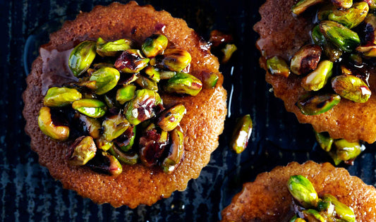 Premium Pistachios – Naturally Sun-Dried & Handpicked from Trusted Sources
